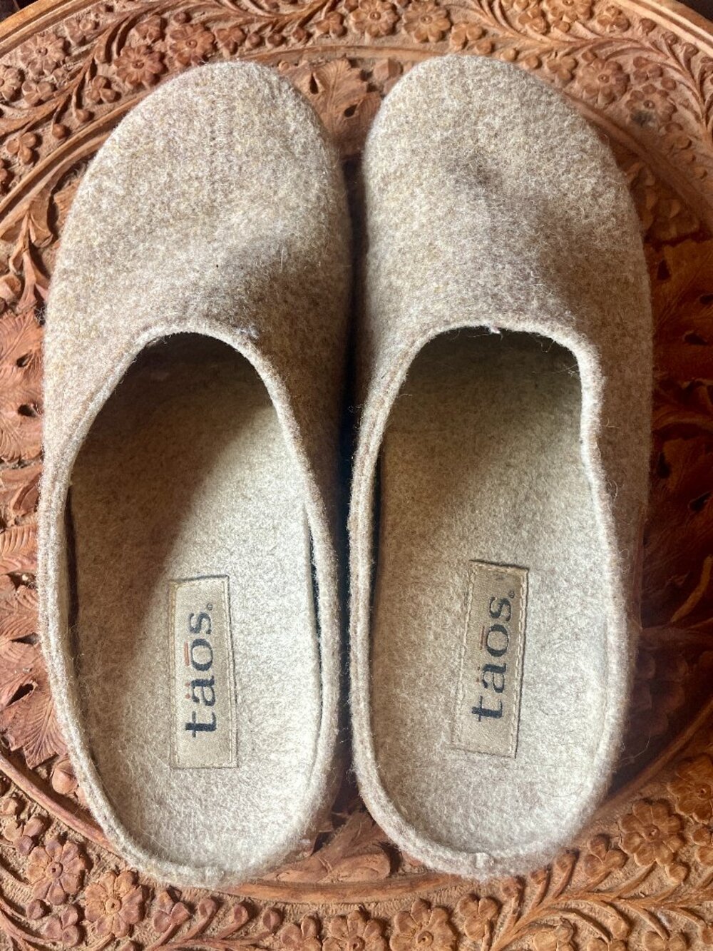 Taos  woolery slide clogs W size 39 in very good condition